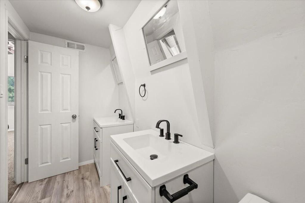 Image 25 of property listing at 498 Division Drive, Big Bear, CA 92314