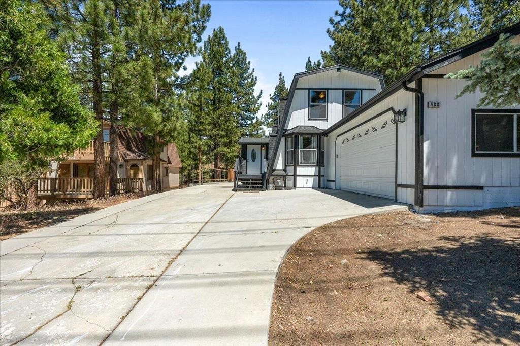 Image 3 of property listing at 498 Division Drive, Big Bear, CA 92314
