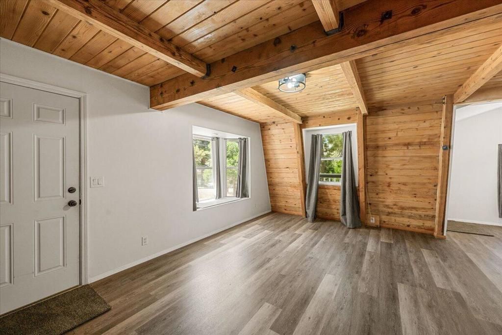 Image 8 of property listing at 498 Division Drive, Big Bear, CA 92314