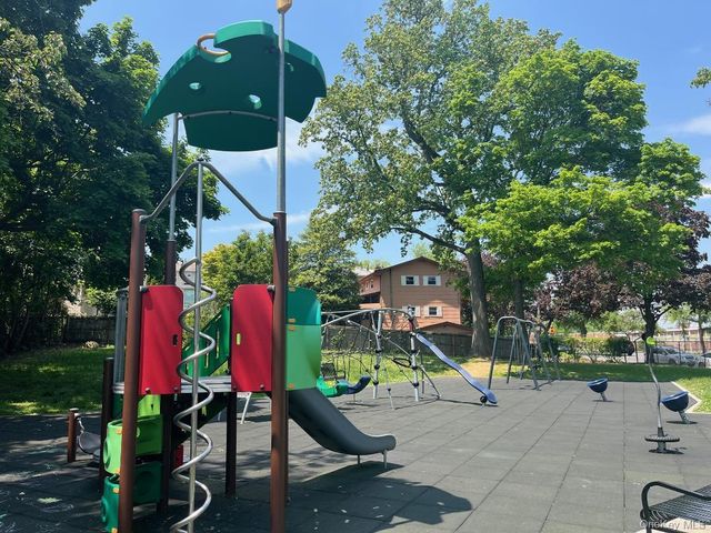 76 Dehaven Drive 1 H, Yonkers, NY 10703
