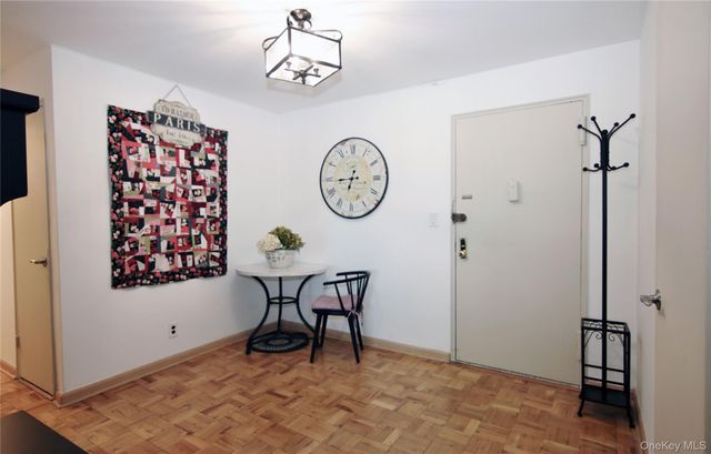 76 Dehaven Drive 1 H, Yonkers, NY 10703