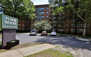 76 Dehaven Drive 1 H, Yonkers, NY 10703