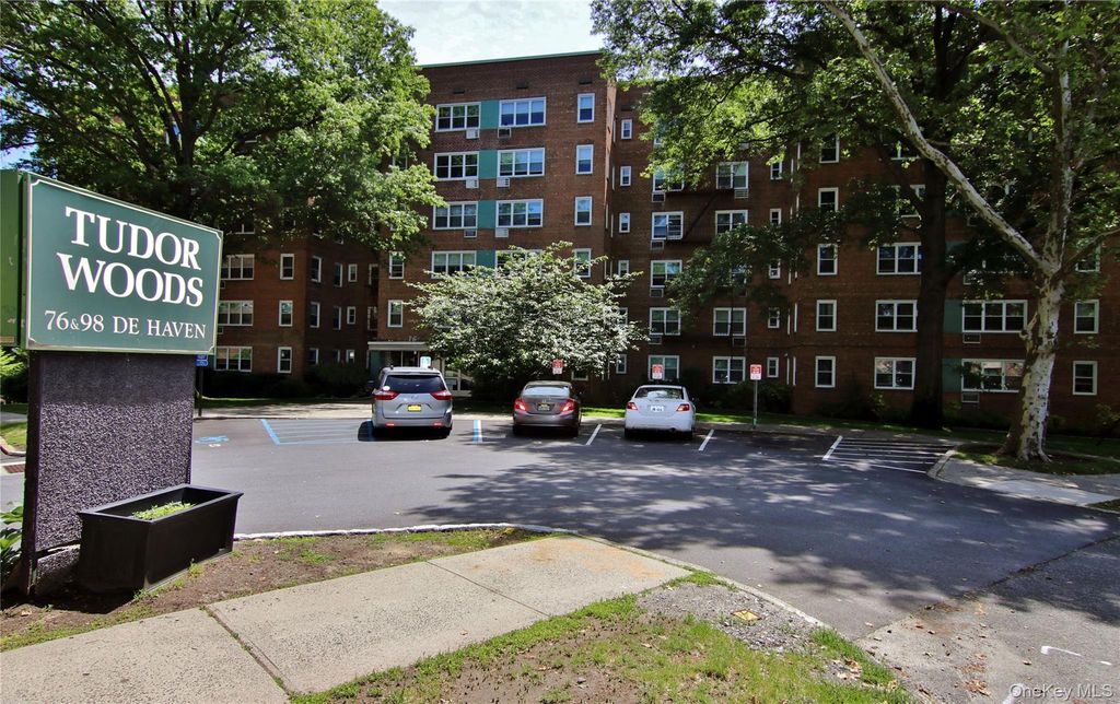 76 Dehaven Drive 1 H, Yonkers, NY 10703