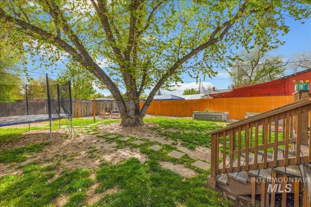 2116 S Pacific St, Boise, ID 83705