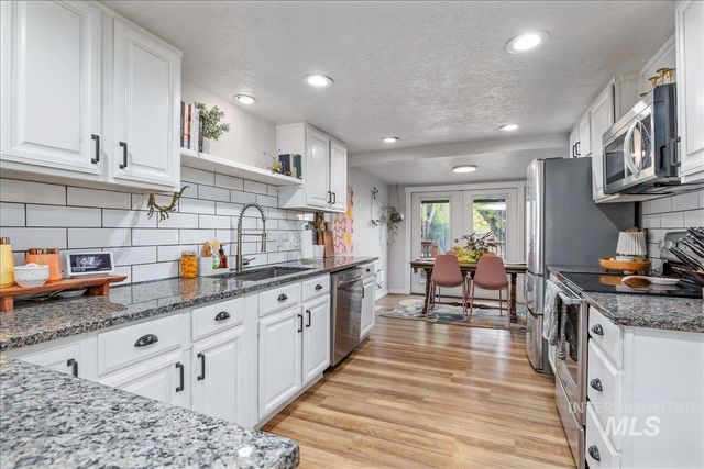 2116 S Pacific St, Boise, ID 83705