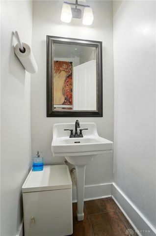 20 W Monument Avenue, Dayton, OH 45402