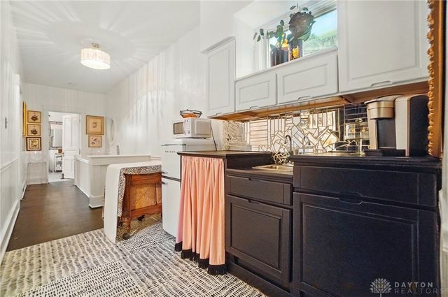 20 W Monument Avenue, Dayton, OH 45402
