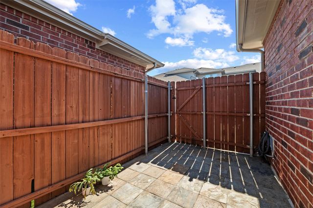 575 S Virginia Hills Drive 403, Mckinney, TX 75072