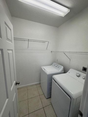 1133 Colonial Palms Way 1133, Palm Springs, FL 33406