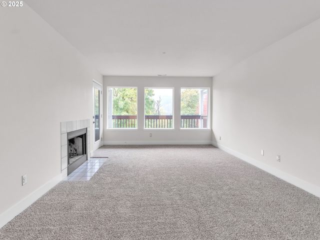 6722 N RICHMOND Ave, Portland, OR 97203