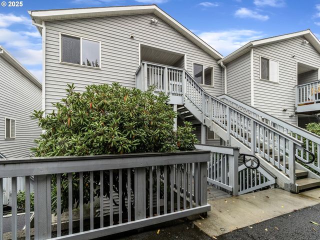 6722 N RICHMOND Ave, Portland, OR 97203