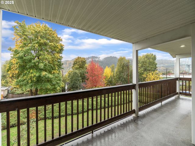 6722 N RICHMOND Ave, Portland, OR 97203