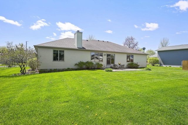 310 W Freidel Drive, Marshall, WI 53559