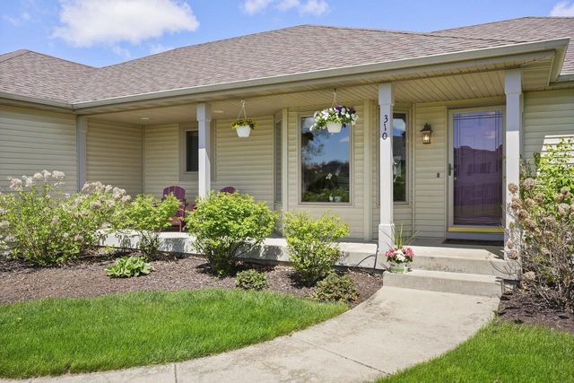 310 W Freidel Drive, Marshall, WI 53559