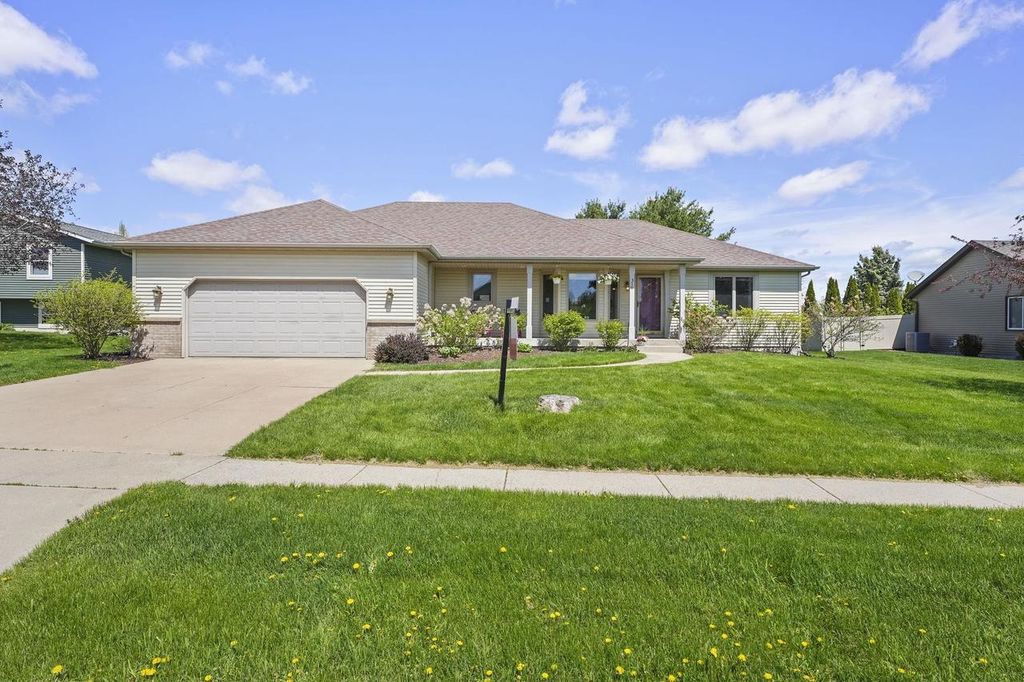 310 W Freidel Drive, Marshall, WI 53559