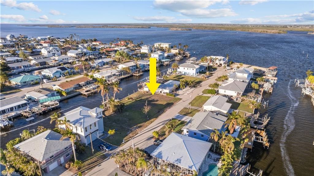 2656 Clyde ST, MATLACHA, FL 33993 — exterior