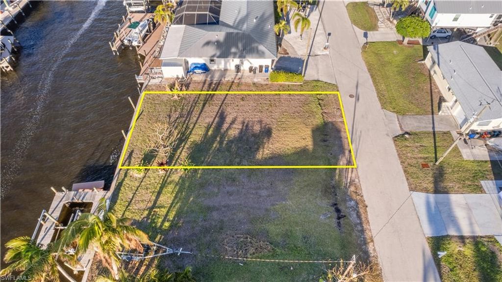 2656 Clyde ST, MATLACHA, FL 33993 — photo 5