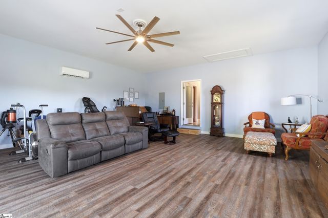 7282 New Cut Road, Inman, SC 29349