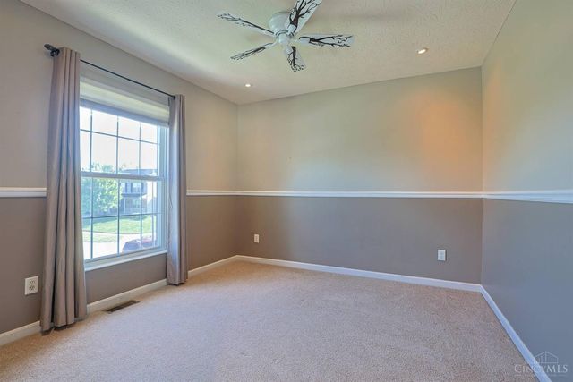 3239 Sycamore Woods Lane, Hamilton, OH 45011