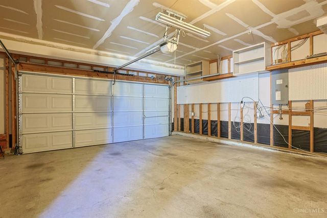 3239 Sycamore Woods Lane, Hamilton, OH 45011
