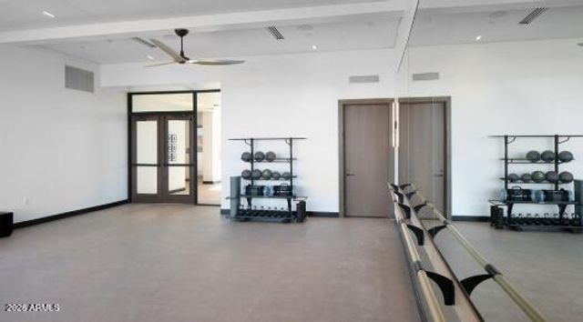 16586 W BRONCO Trail, Surprise, AZ 85387