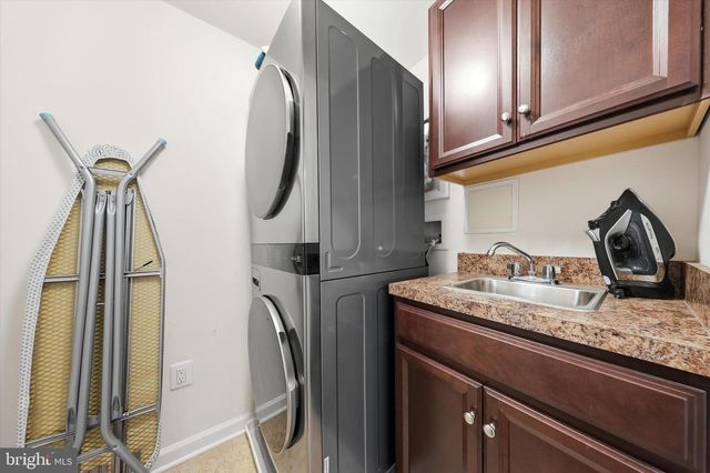 6469 JACK LINTON DR S, Frederick, MD 21703