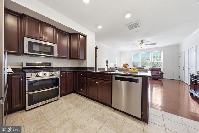 6469 JACK LINTON DR S, Frederick, MD 21703