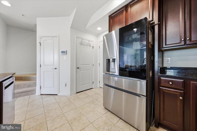6469 JACK LINTON DR S, Frederick, MD 21703