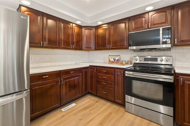 94 Mascot Drive, Greece, NY 14626