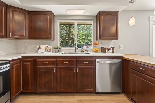 94 Mascot Drive, Greece, NY 14626