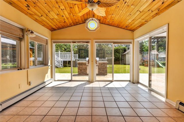 94 Mascot Drive, Greece, NY 14626