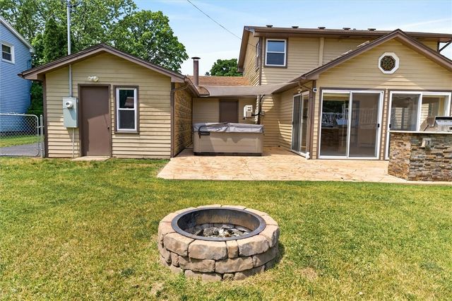 94 Mascot Drive, Greece, NY 14626