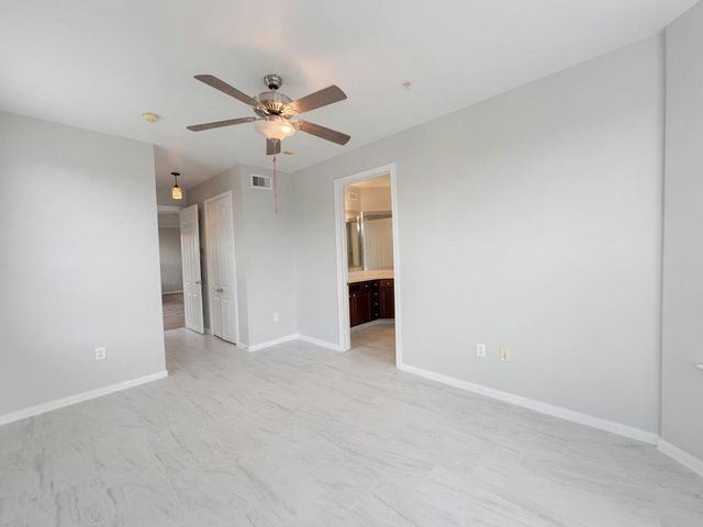 7575 Kirby Drive 2214, Houston, TX 77030