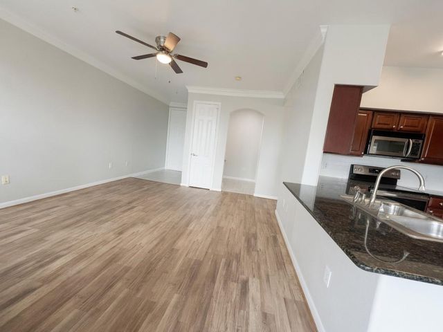 7575 Kirby Drive 2214, Houston, TX 77030