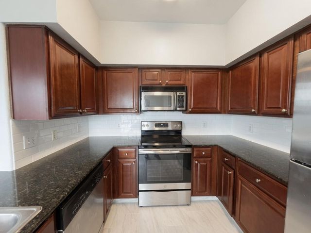 7575 Kirby Drive 2214, Houston, TX 77030