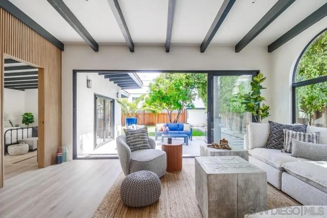 1855 Reed, San Diego, CA 92109