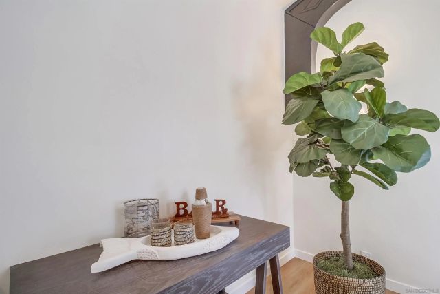 1855 Reed, San Diego, CA 92109