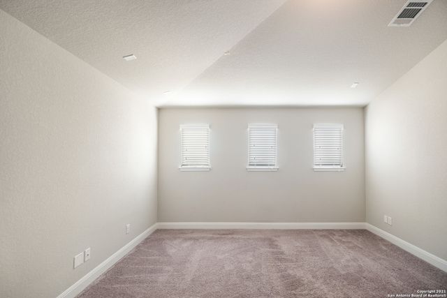 12222 Chena Lk, San Antonio, TX 78249