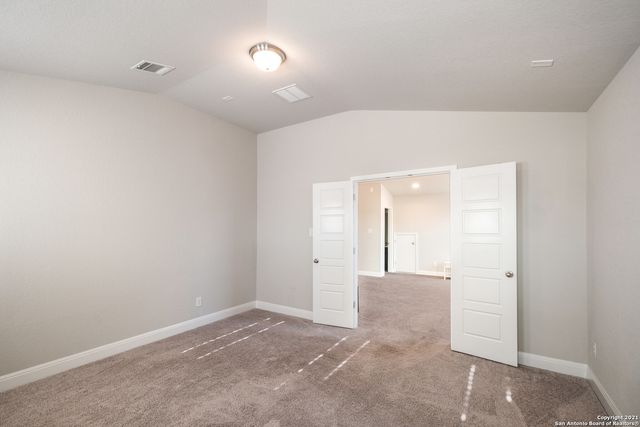 12222 Chena Lk, San Antonio, TX 78249