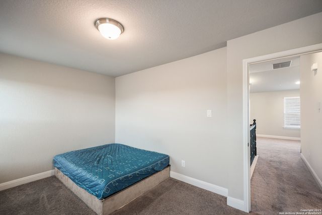 12222 Chena Lk, San Antonio, TX 78249