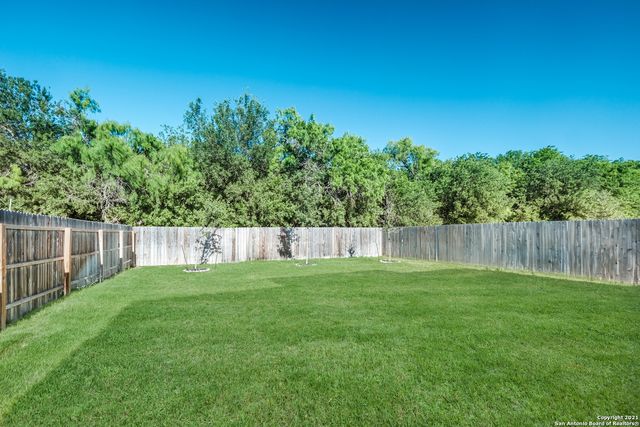 12222 Chena Lk, San Antonio, TX 78249