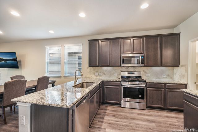 12222 Chena Lk, San Antonio, TX 78249