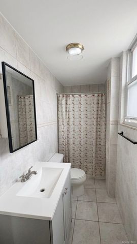 1425 Edwards Avenue, Bronx, NY 10461