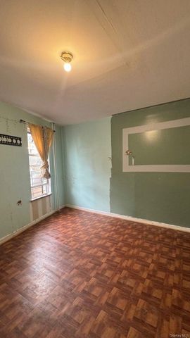 1425 Edwards Avenue, Bronx, NY 10461