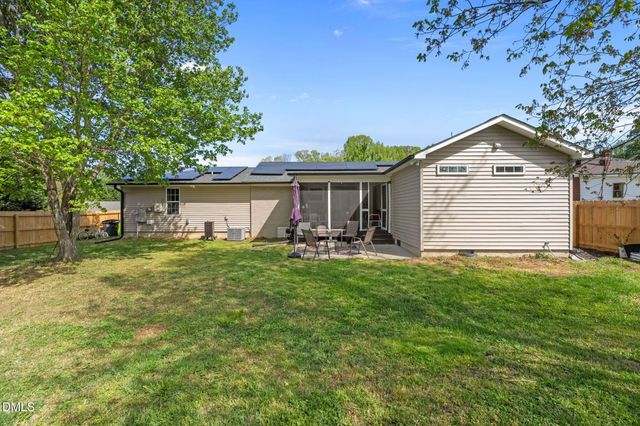 1066 S Third Street, Mebane, NC 27302