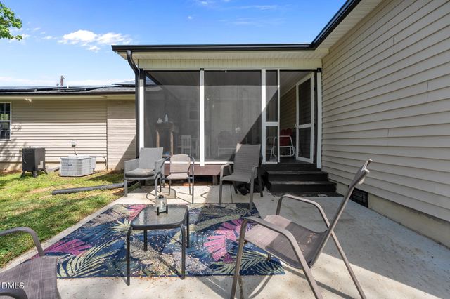 1066 S Third Street, Mebane, NC 27302