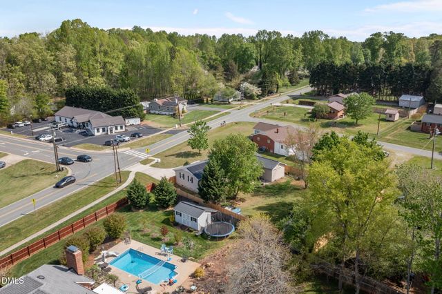 1066 S Third Street, Mebane, NC 27302