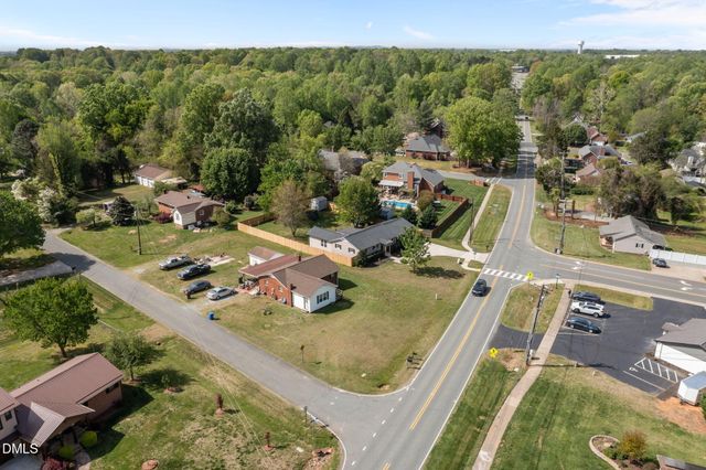 1066 S Third Street, Mebane, NC 27302