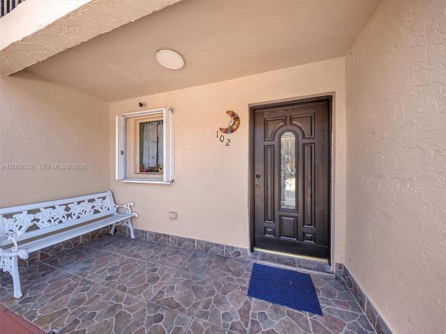 5530 W 26th Court 102, Hialeah, FL 33016