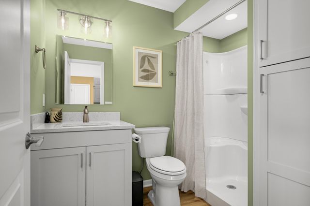 1515 Raymond Drive, Waconia, MN 55387